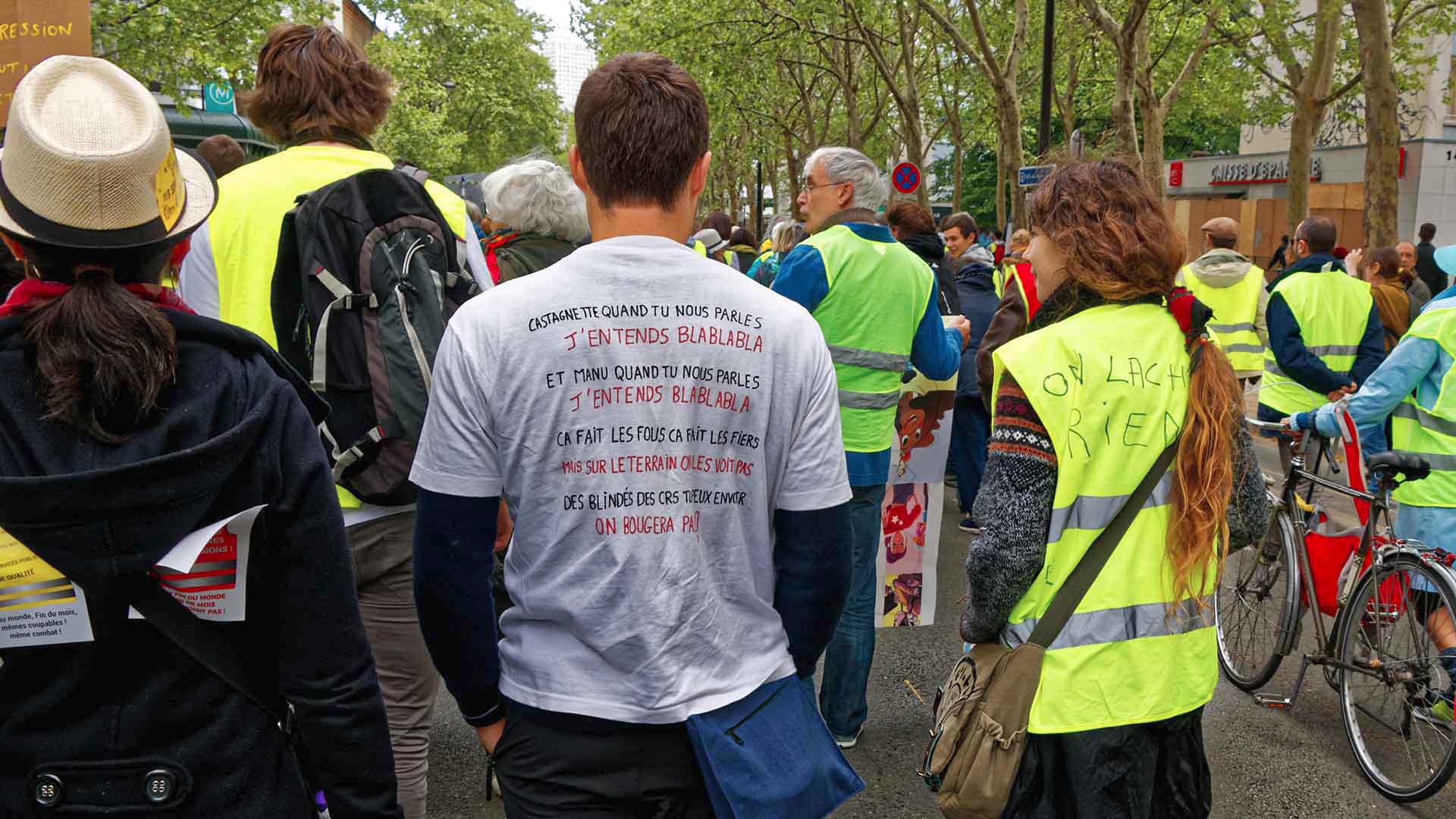 Manifestation des gilets jaunes le 27 Avril 2019, Des Messages sur les Maillots 